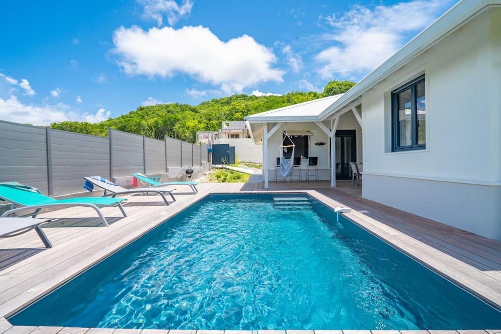 Superbe Villa Avec Piscine Et Proche Mer Au Diamant - 3 Chambres Et Salles De Bain لو ديامانت المظهر الخارجي الصورة
