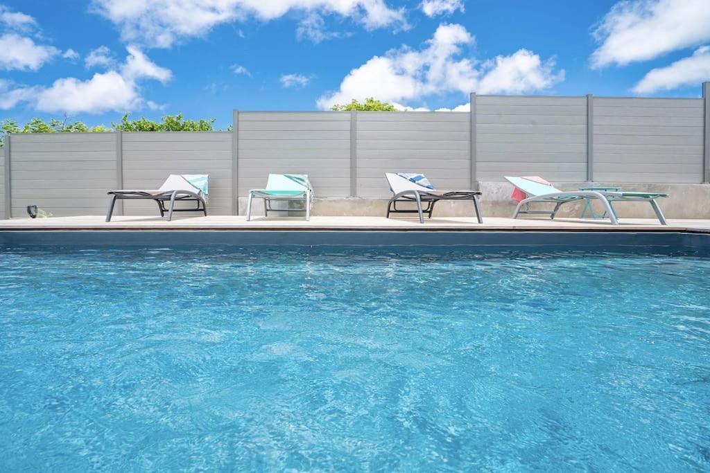 Superbe Villa Avec Piscine Et Proche Mer Au Diamant - 3 Chambres Et Salles De Bain لو ديامانت المظهر الخارجي الصورة